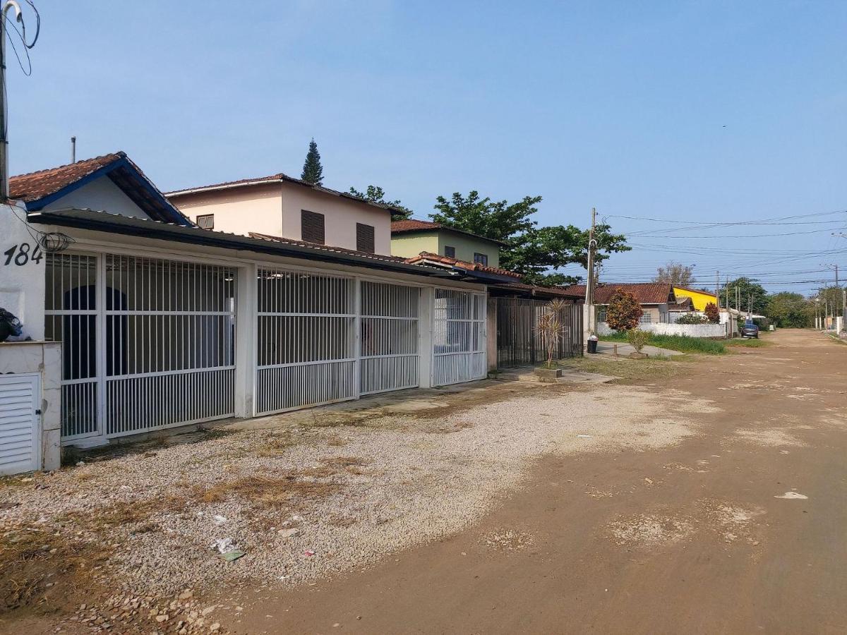 Вилла 0005.04 - Maranduba - Casa - 3 Dorm - 14 Pess - 3 Quadras Do Mar - Piscina Coletiva - Wifi - Ar Condicionado Убатуба Экстерьер фото